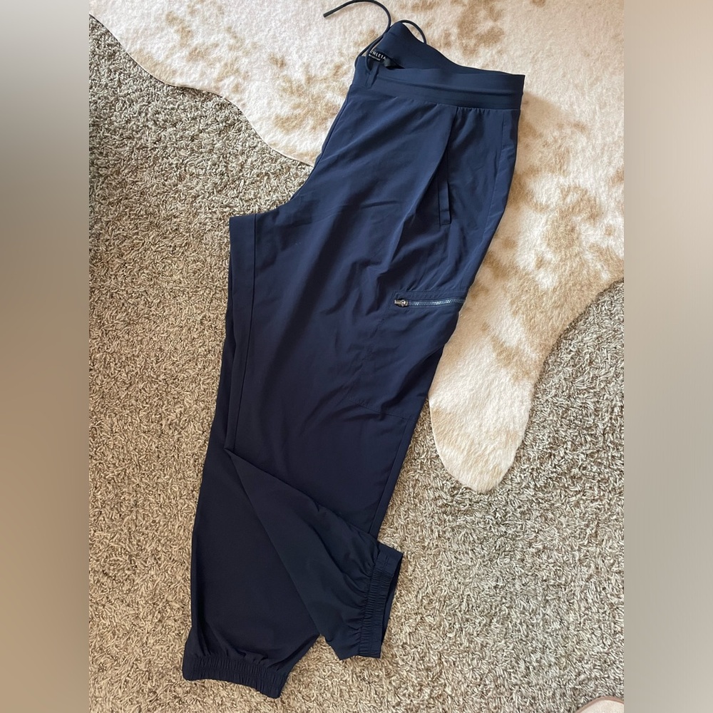 ATHLETA venture pant sz 18 jogger Navy